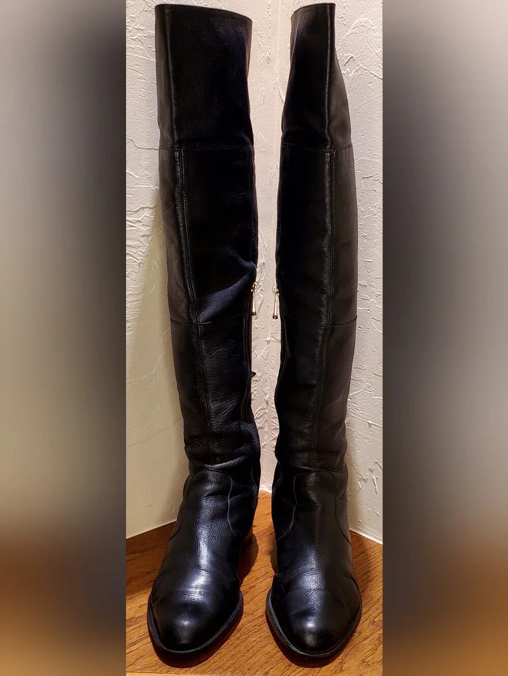Black Leather Over-the-Knee Fold-Over Boots with Back Bows Gold Side Zipper Sz 7